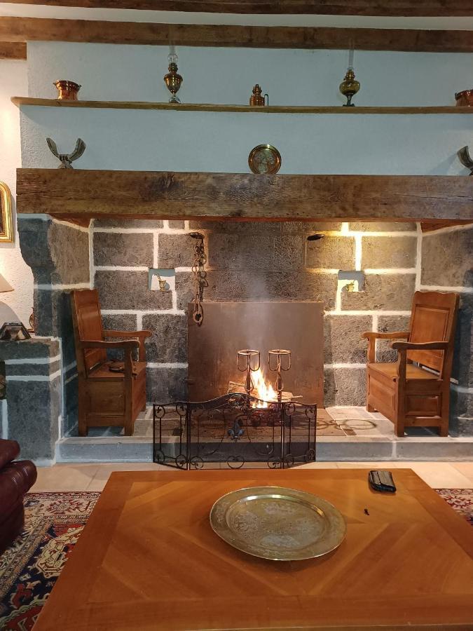 La Grange De Lily Bed & Breakfast Vic-sur-Cère