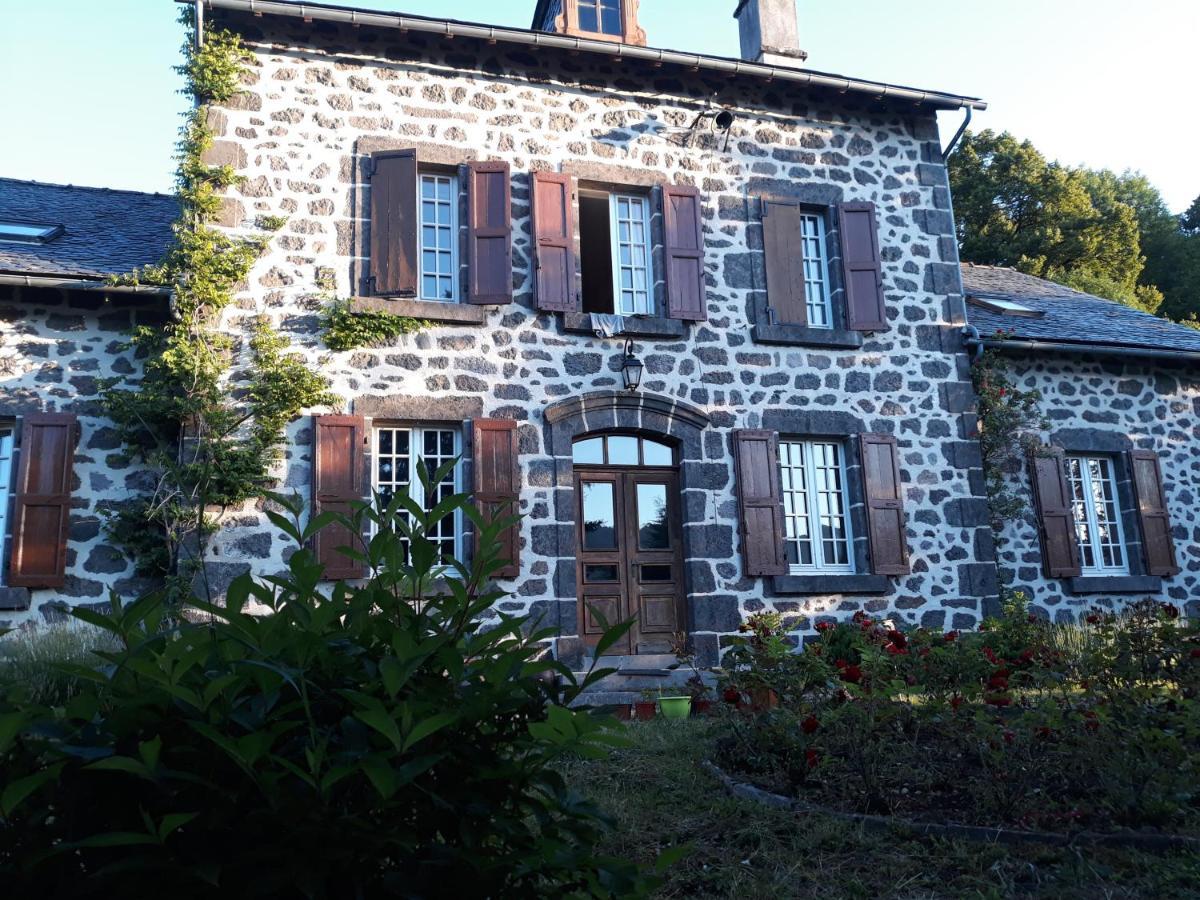 La Grange De Lily Bed & Breakfast *